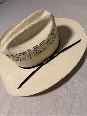 Twister Cream Bangora Straw Cowboy Hat - Vented Crown